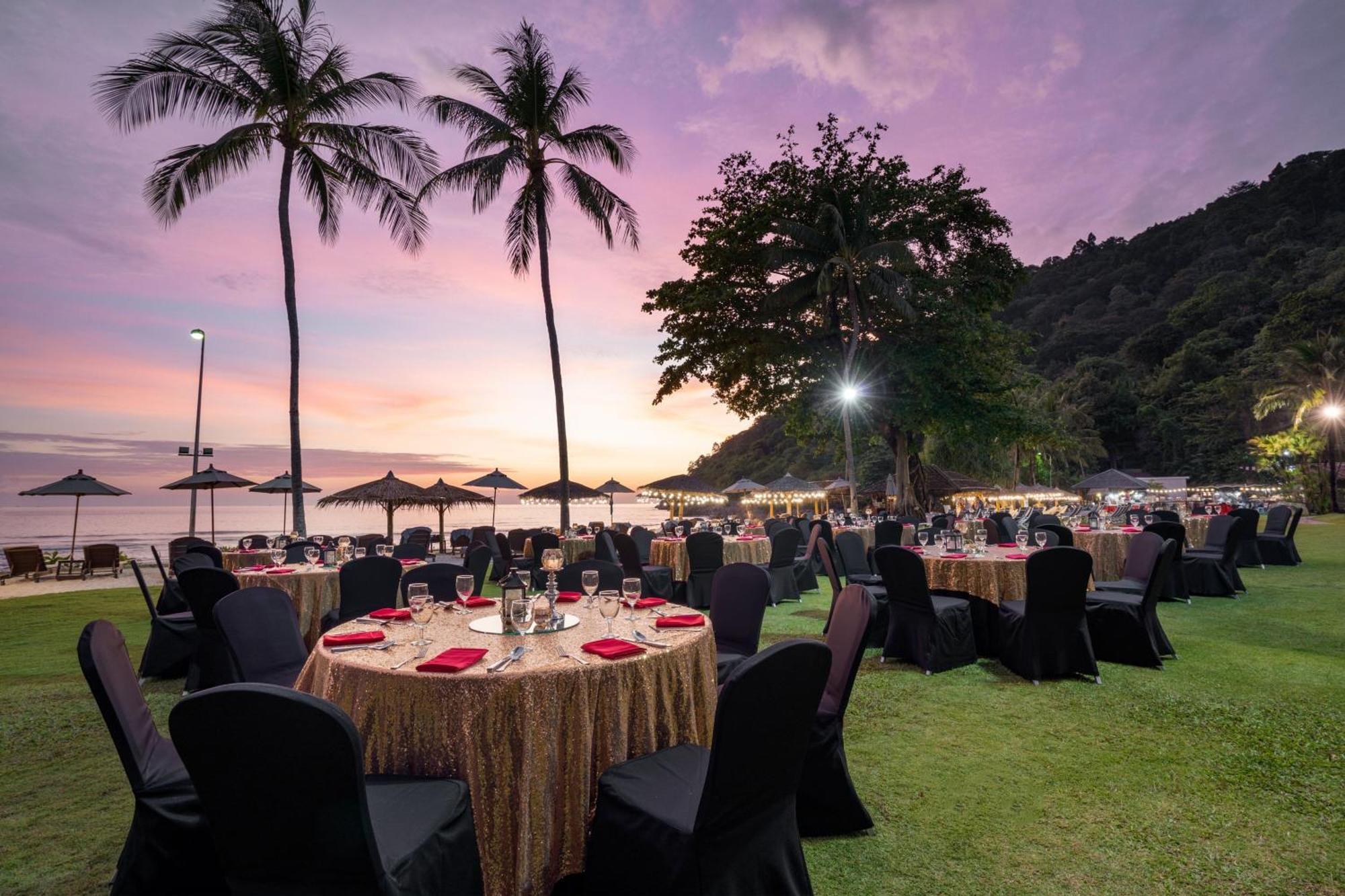 Phuket Marriott Resort&spa, Merlin - Sha Extra Resort Patong