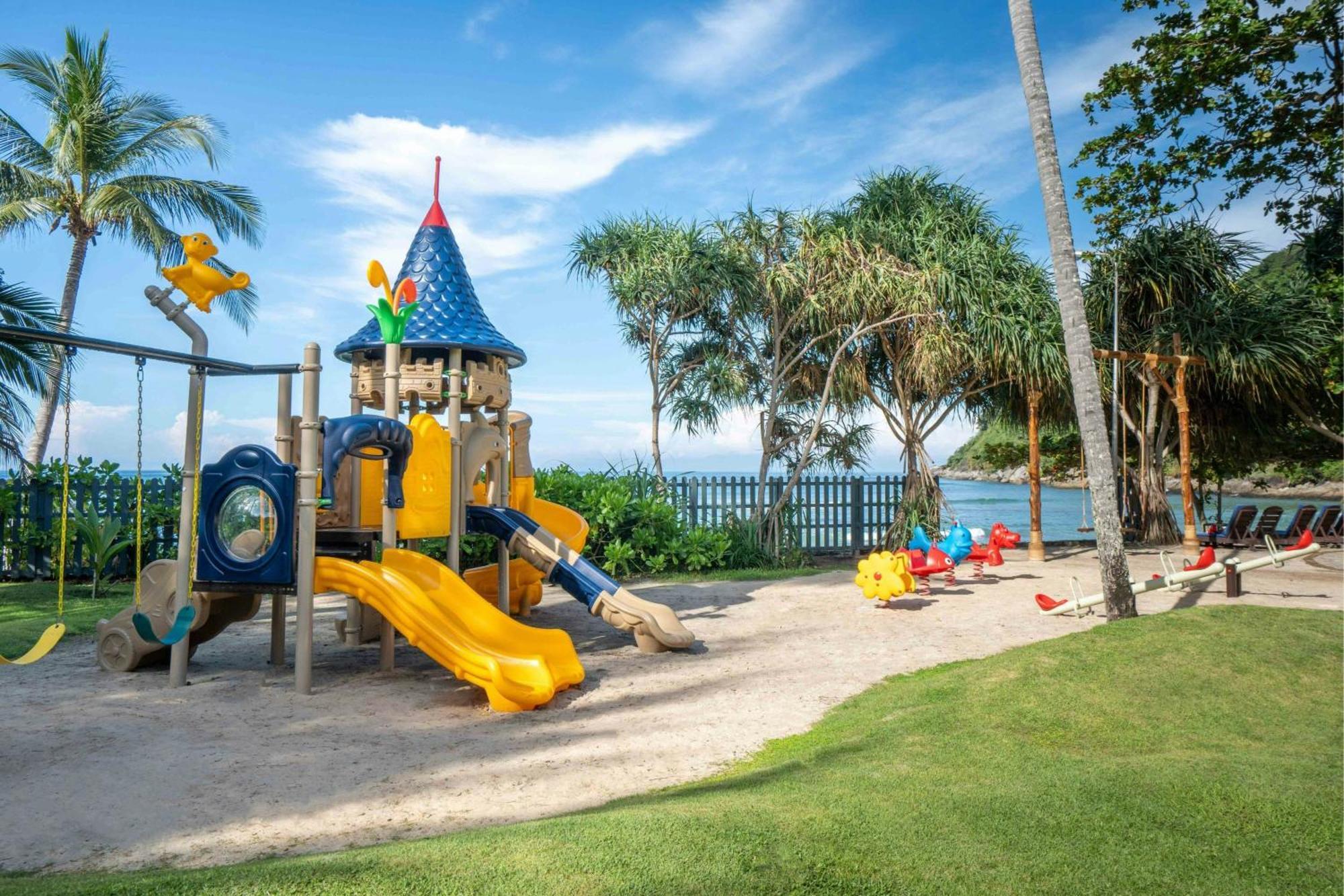 Phuket Marriott Resort&spa, Merlin - Sha Extra