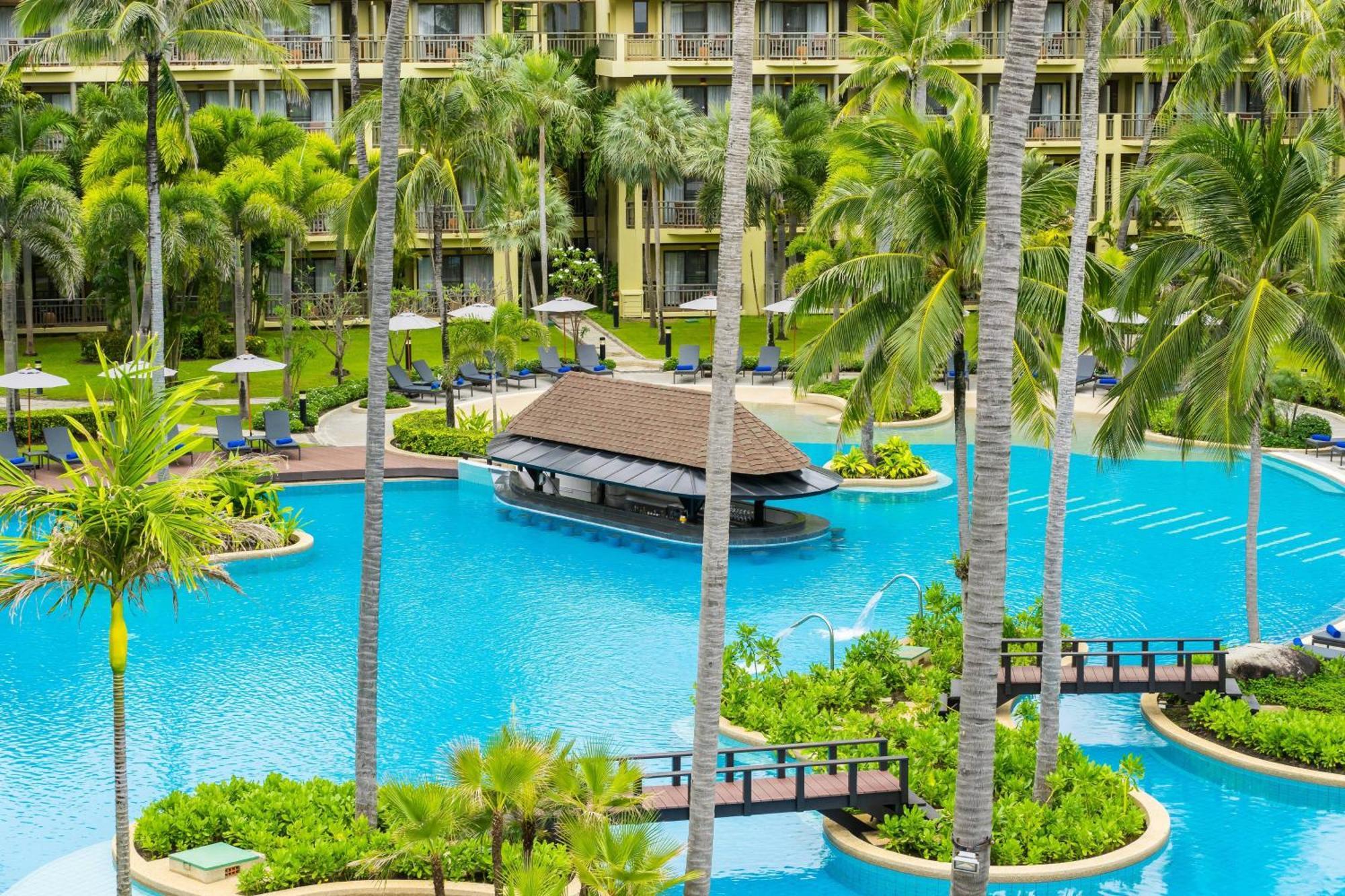 Phuket Marriott Resort&spa, Merlin - Sha Extra 5* Patong